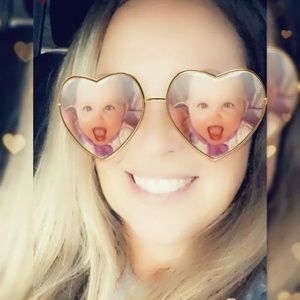 Meet your Posher, Angie